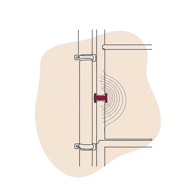 Gaine technique d'immeuble avec une colonne fixée au mur